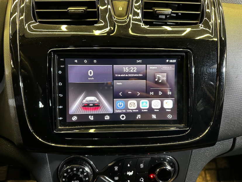 Foto do veículo RENAULT SANDERO  STEP 16 2016 124.258 KM 45.900,00