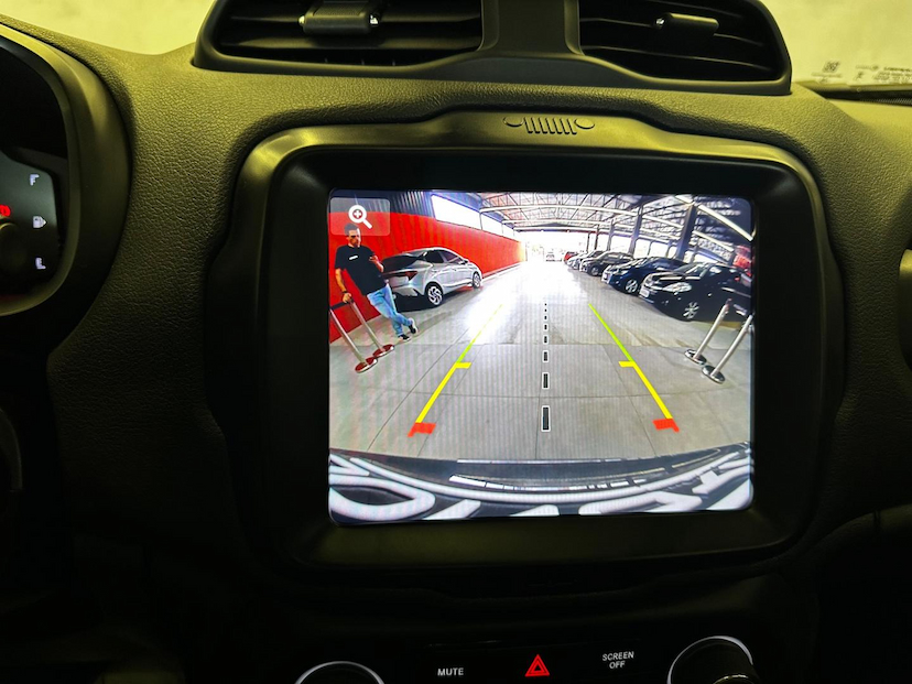 Foto do veículo JEEP RENEGADE  TH T270 4X4 2024 11.801 KM 148.900,00