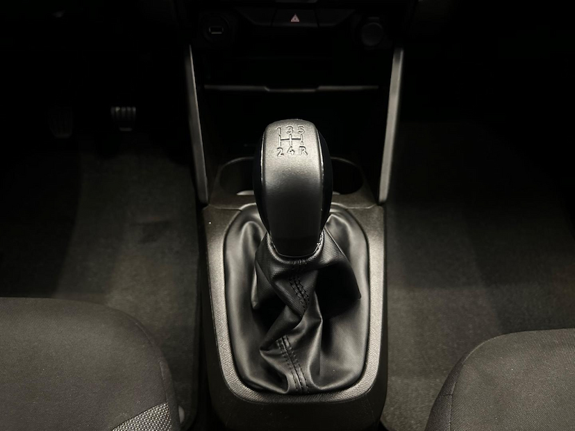 Foto do veículo CITROËN C3  LIVE PACK 1.0 MT 2024 16.593 KM 69.900,00