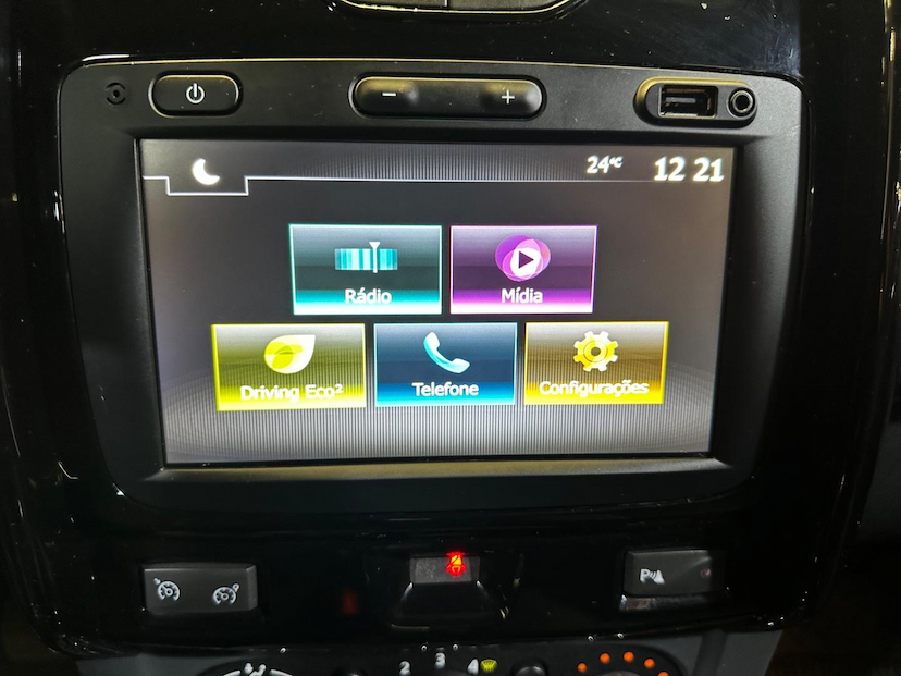Foto do veículo RENAULT DUSTER  1.6 DYNAMIQUE 4X2 16V FLEX 4P AUT 2020 83.336 KM 76.900,00