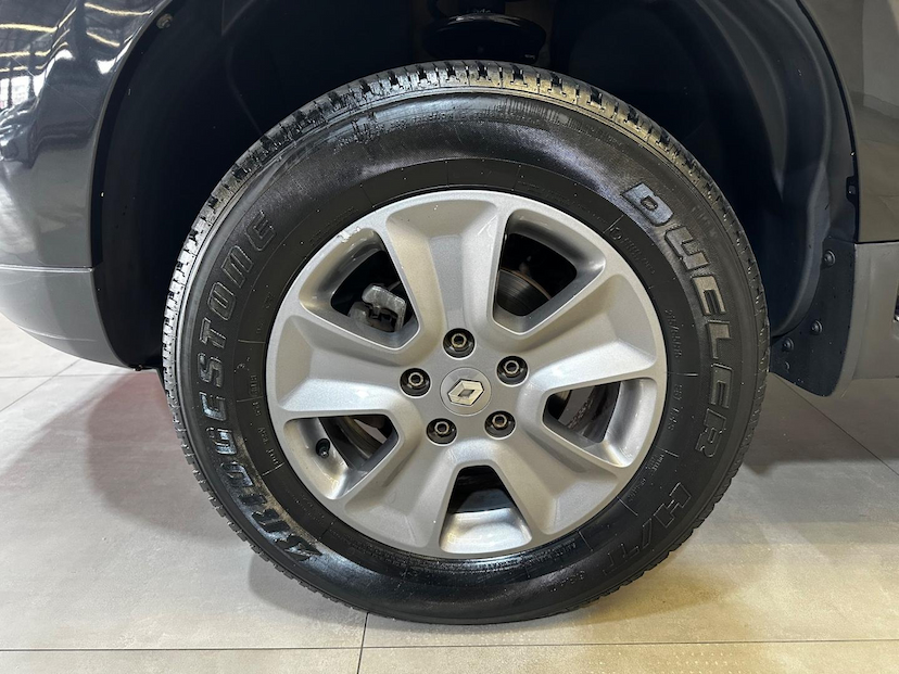 Foto do veículo RENAULT DUSTER  1.6 DYNAMIQUE 4X2 16V FLEX 4P AUT 2020 83.336 KM 76.900,00