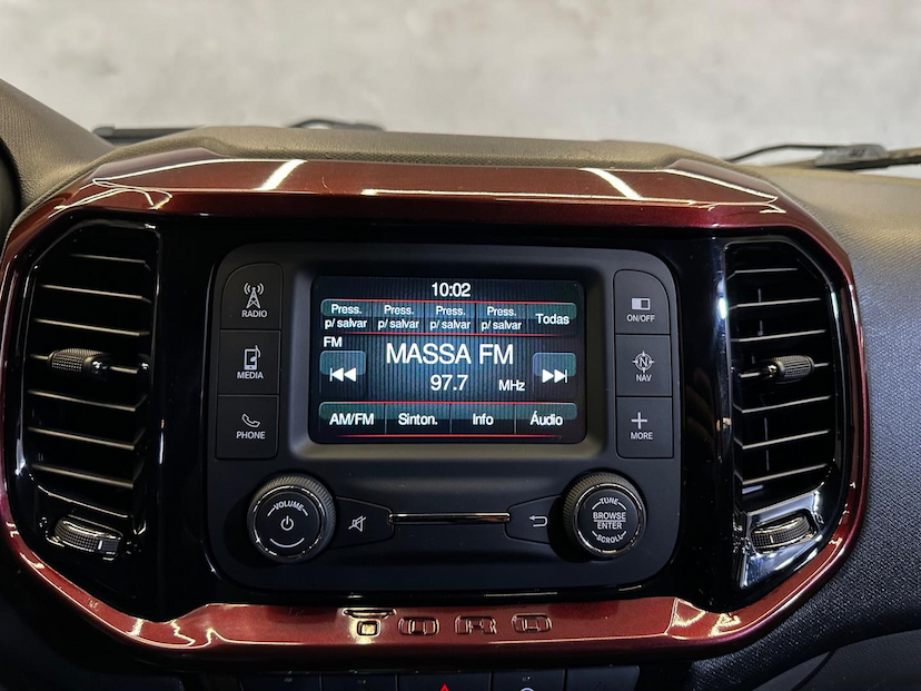 Foto do veículo FIAT TORO  FREEDOM AT 2018 82.964 KM 85.900,00