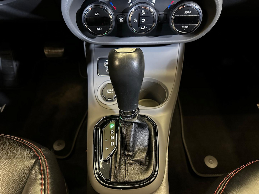 Foto do veículo FIAT TORO  FREEDOM AT 2018 82.964 KM 85.900,00