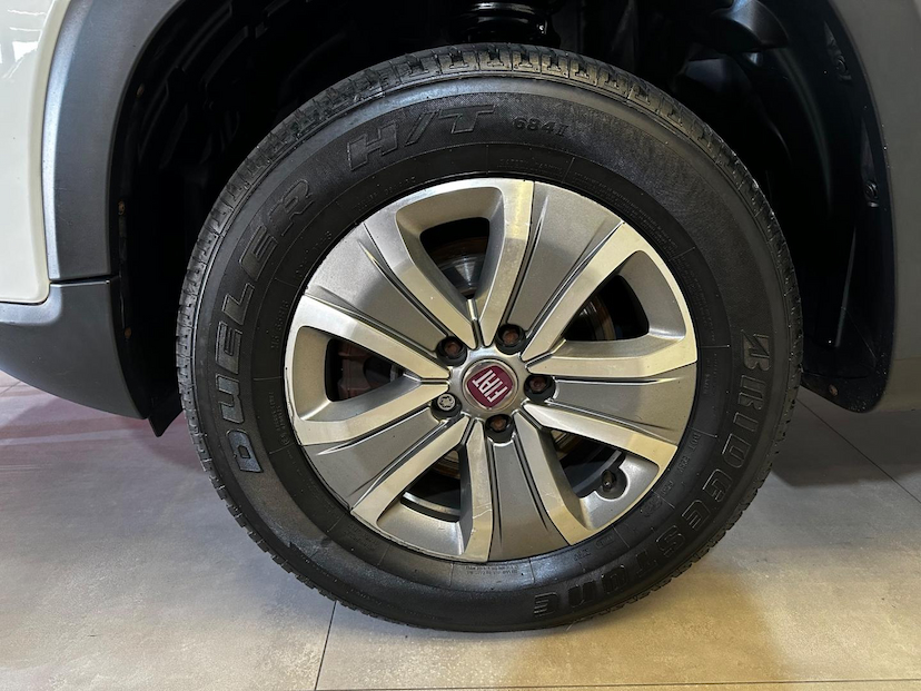 Foto do veículo FIAT TORO  FREEDOM AT 2018 82.964 KM 85.900,00