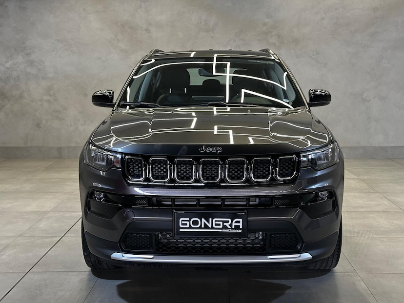 Foto do veículo JEEP COMPASS  LONG TF 2023 22.963 KM 140.900,00