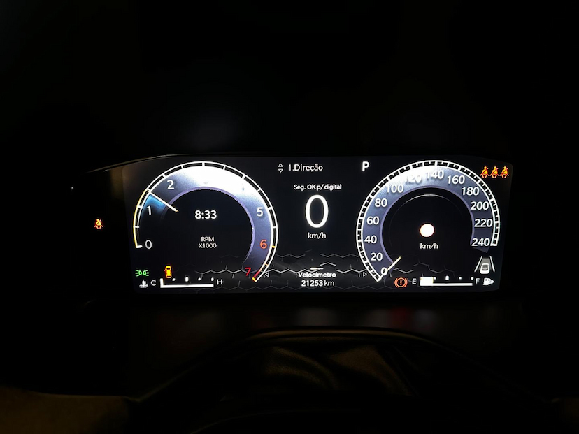 Foto do veículo JEEP COMMANDER  OVR T270 2024 21.128 KM 205.900,00