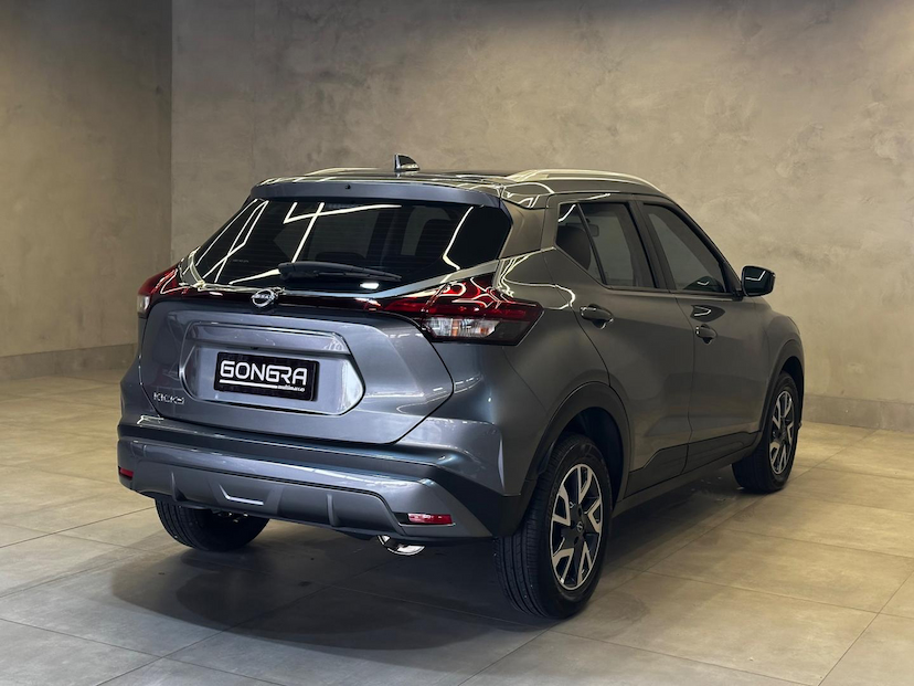 Foto do veículo NISSAN KICKS  SENSE CVT 2024 15.433 KM 109.900,00