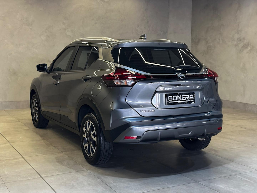 Foto do veículo NISSAN KICKS  SENSE CVT 2024 15.433 KM 109.900,00