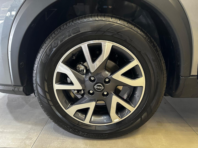 Foto do veículo NISSAN KICKS  SENSE CVT 2024 15.433 KM 109.900,00