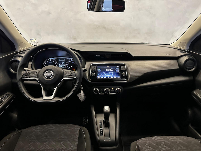 Foto do veículo NISSAN KICKS  SENSE CVT 2024 15.433 KM 109.900,00
