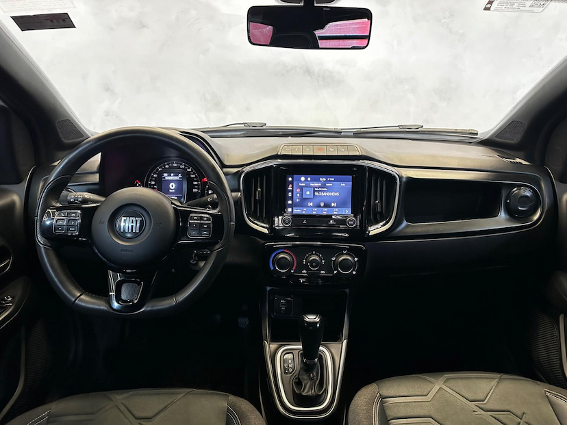 Foto do veículo FIAT STRADA  VOLCANO 1.3 FLEX 8V CD AUT. 2022 42.100 KM 110.900,00