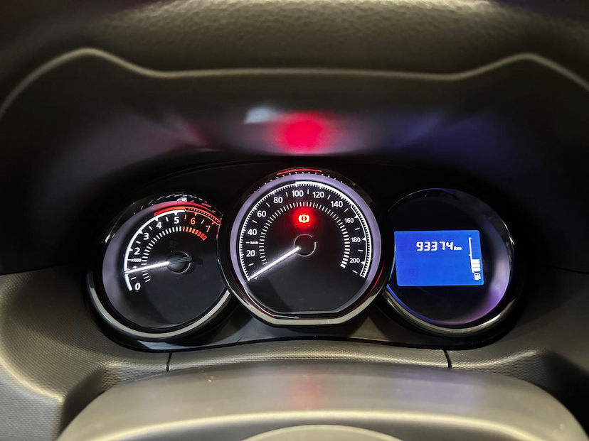 Foto do veículo RENAULT DUSTER  1.6 EXPRESSION 2016 93.300 KM 59.900,00