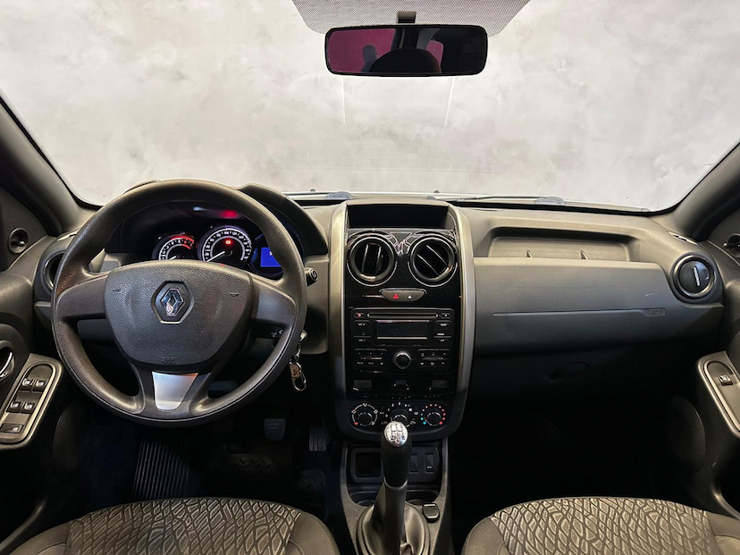 Foto do veículo RENAULT DUSTER  1.6 EXPRESSION 2016 93.300 KM 59.900,00