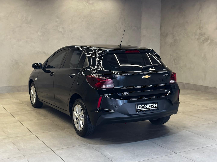 Foto do veículo CHEVROLET ONIX  HATCH LT 1.0 12V TB FLEX 5P AUT. 2022 50.020 KM 81.900,00