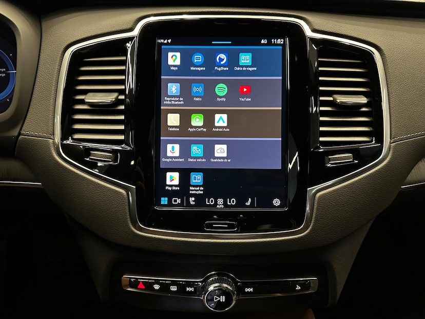 Foto do veículo VOLVO XC90  T8 RECHARGE ULTIMATE AWD GEARTRONIC 2024 6.244 KM 514.900,00