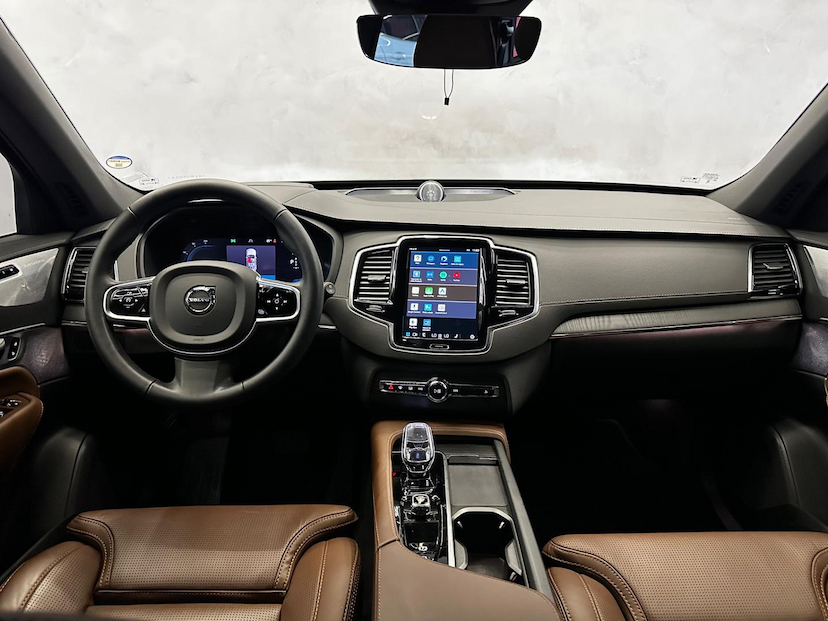 Foto do veículo VOLVO XC90  T8 RECHARGE ULTIMATE AWD GEARTRONIC 2024 6.244 KM 514.900,00