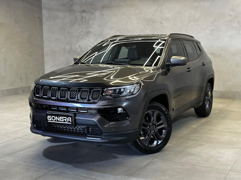 Foto do veículo JEEP COMPASS  LONG TF 2022 63.504 KM 131.900,00