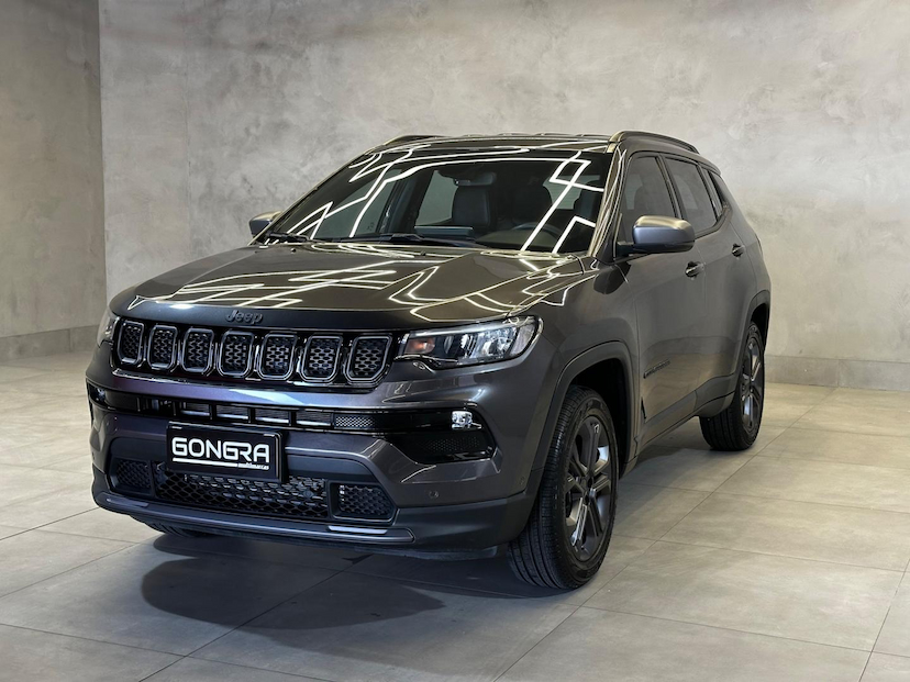 Foto do veículo JEEP COMPASS  LONG TF 2022 63.504 KM 131.900,00
