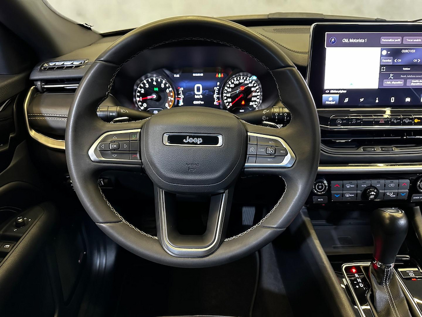 Foto do veículo JEEP COMPASS  LONG TF 2022 63.504 KM 131.900,00