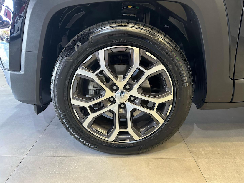 Foto do veículo JEEP RENEGADE  LGTD T270 2024 17.476 KM 122.900,00