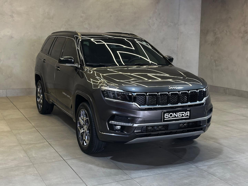 Foto do veículo JEEP COMMANDER  OVR TD380 2023 31.358 KM 208.900,00