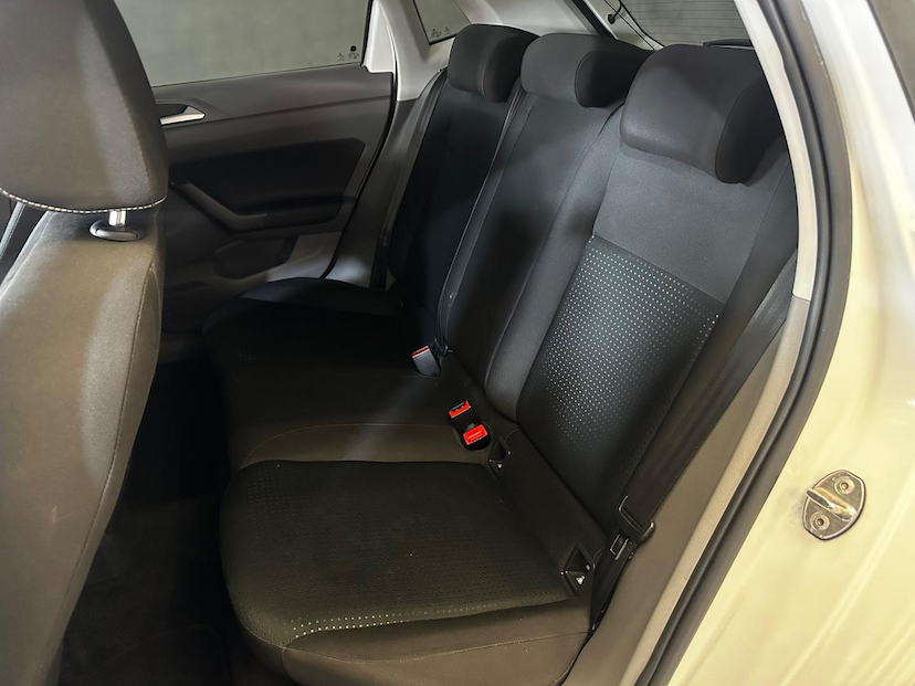 Foto do veículo VOLKSWAGEN POLO  COMFORT 200 TSI 1.0 FLEX 12V AUT 2022 18.680 KM 87.900,00