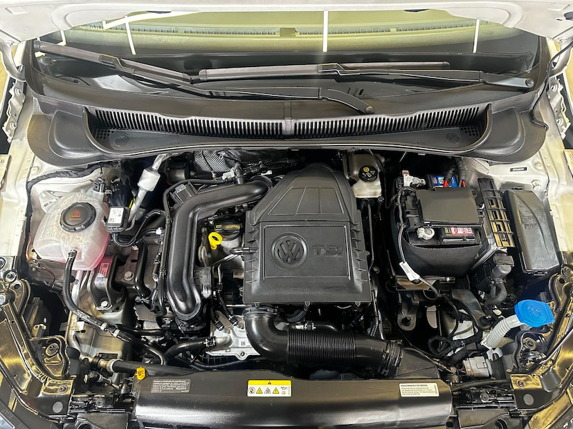 Foto do veículo VOLKSWAGEN POLO  COMFORT 200 TSI 1.0 FLEX 12V AUT 2022 18.680 KM 87.900,00
