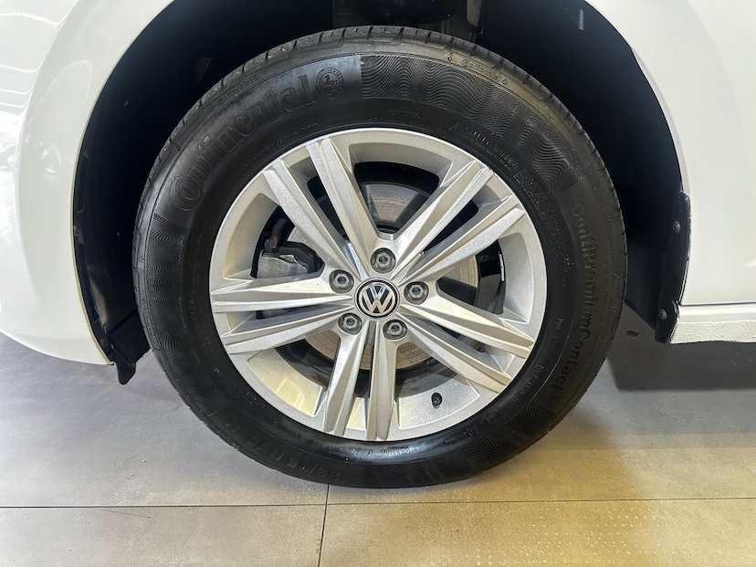 Foto do veículo VOLKSWAGEN POLO  COMFORT 200 TSI 1.0 FLEX 12V AUT 2022 18.680 KM 87.900,00