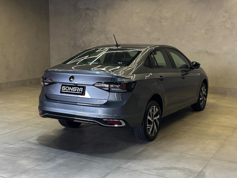 Foto do veículo VOLKSWAGEN VIRTUS  1.0 200 TSI HIGHLINE AUTOMÁTICO 2024 7.119 KM 124.900,00