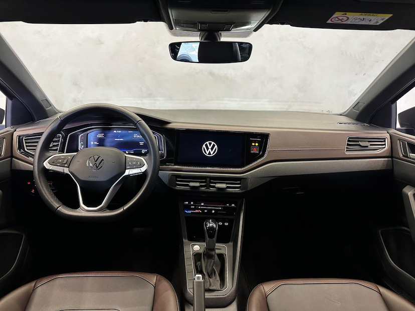 Foto do veículo VOLKSWAGEN VIRTUS  1.0 200 TSI HIGHLINE AUTOMÁTICO 2024 7.119 KM 124.900,00