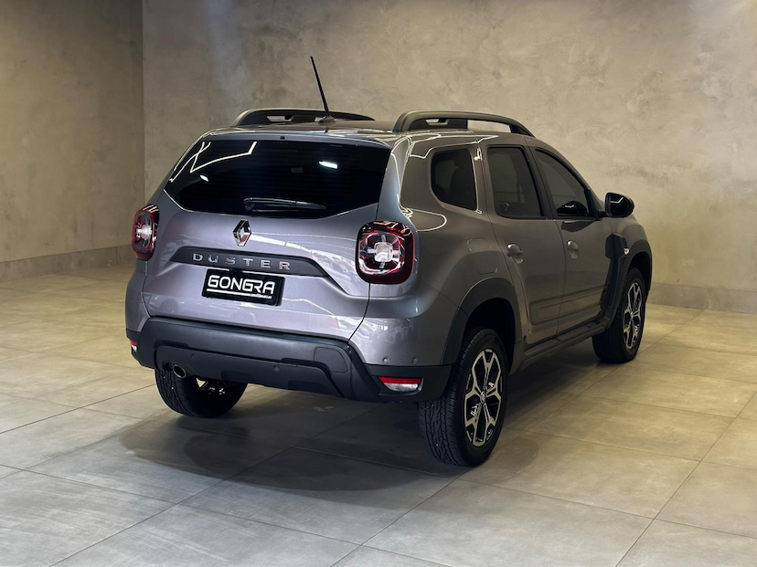 Foto do veículo RENAULT DUSTER  ICONIC 1.6 CVT FLEX 2022 15.632 KM 94.900,00
