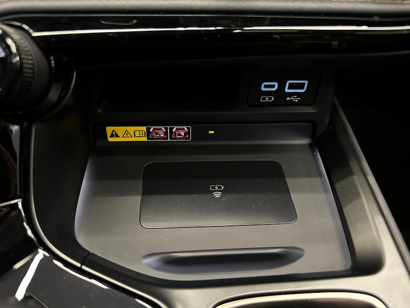 Foto do veículo LEXUS NX 350H NX-350H LUXURY 2024 19.127 KM 329.900,00