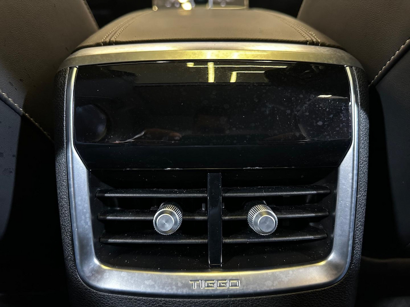 Foto do veículo CAOA CHERY TIGGO 8  PHEV 1.5T 2024 28.517 KM 219.900,00