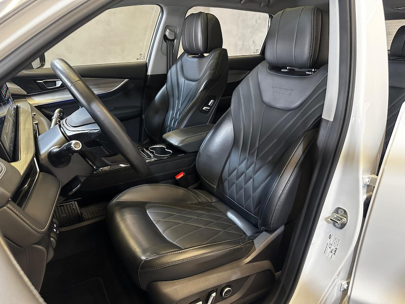 Foto do veículo CAOA CHERY TIGGO 8  PHEV 1.5T 2024 28.517 KM 219.900,00