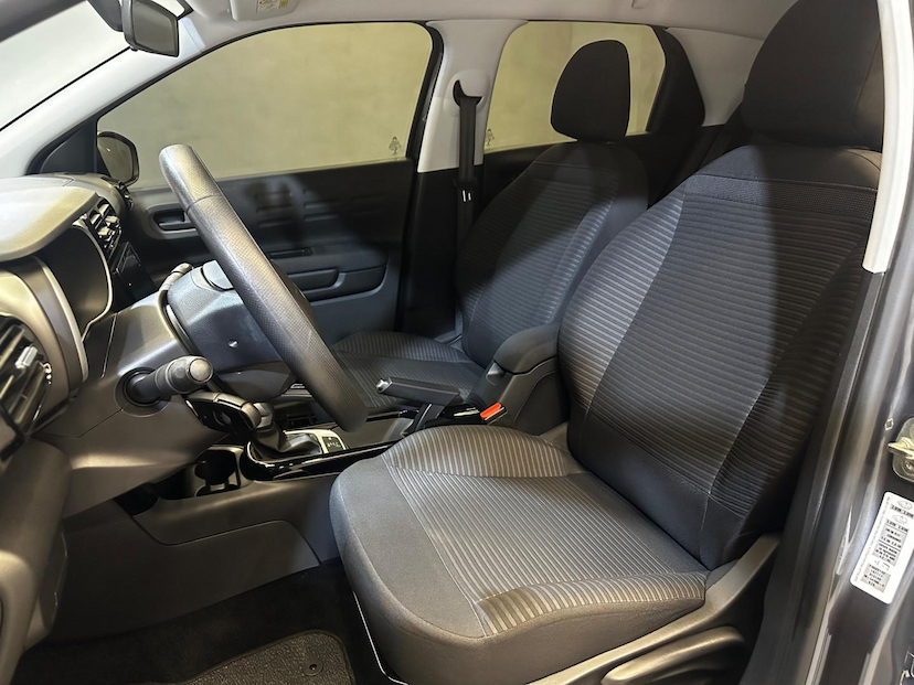 Foto do veículo CITROËN C4 CACTUS  1.6 FEEL AUT 2023 17.000 KM 90.900,00