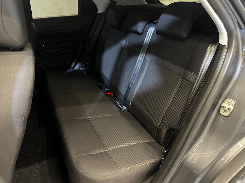 Foto do veículo CITROËN C4 CACTUS  1.6 FEEL AUT 2023 17.000 KM 90.900,00