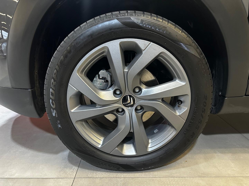Foto do veículo CITROËN C4 CACTUS  1.6 FEEL AUT 2023 17.000 KM 90.900,00