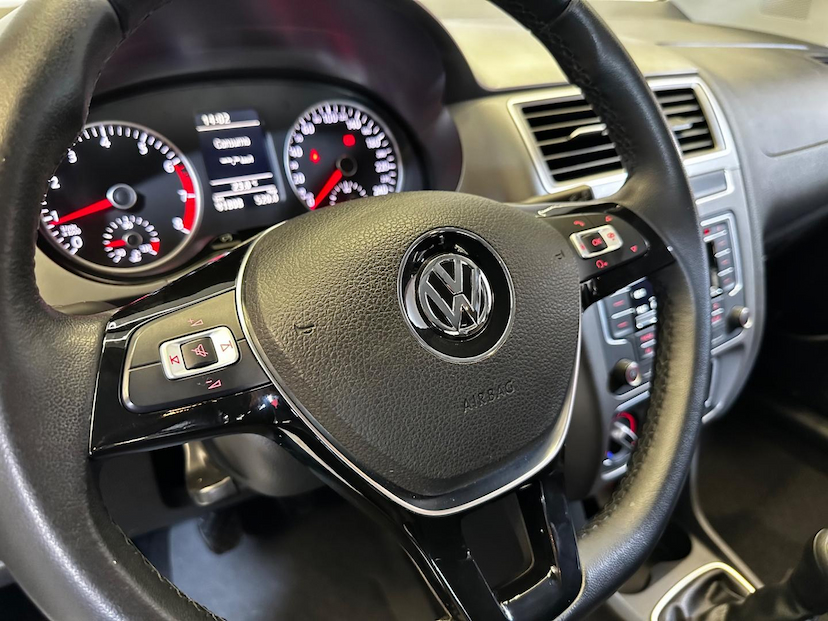 Foto do veículo VOLKSWAGEN FOX NOVO  CL MB 2016 81.718 KM 54.900,00