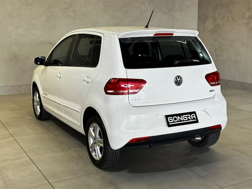 Foto do veículo VOLKSWAGEN FOX NOVO  CL MB 2016 81.718 KM 54.900,00