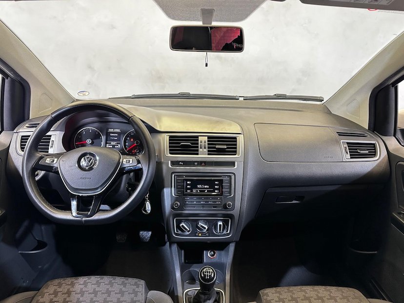 Foto do veículo VOLKSWAGEN FOX NOVO  CL MB 2016 81.718 KM 54.900,00