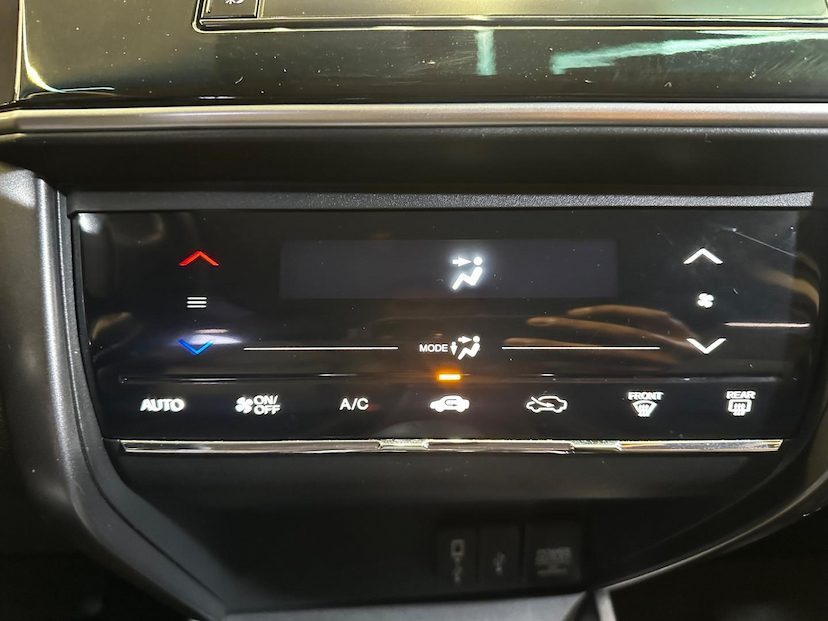 Foto do veículo HONDA CITY  EX CVT 2020 137.500 KM 84.900,00