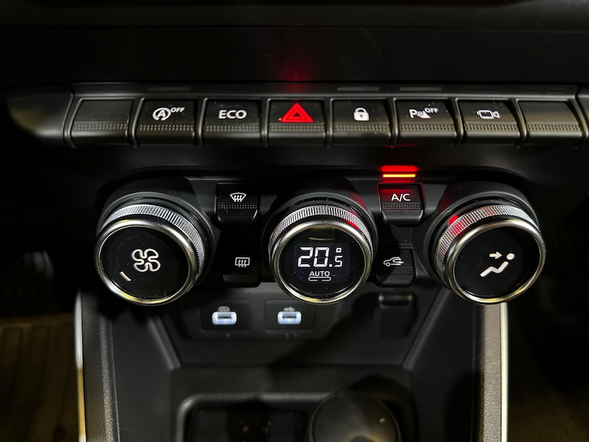 Foto do veículo RENAULT DUSTER  ICONIC 1.6 CVT FLEX 2024 23.000 KM 111.900,00