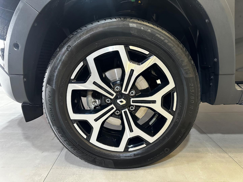 Foto do veículo RENAULT DUSTER  ICONIC 1.6 CVT FLEX 2024 23.000 KM 111.900,00