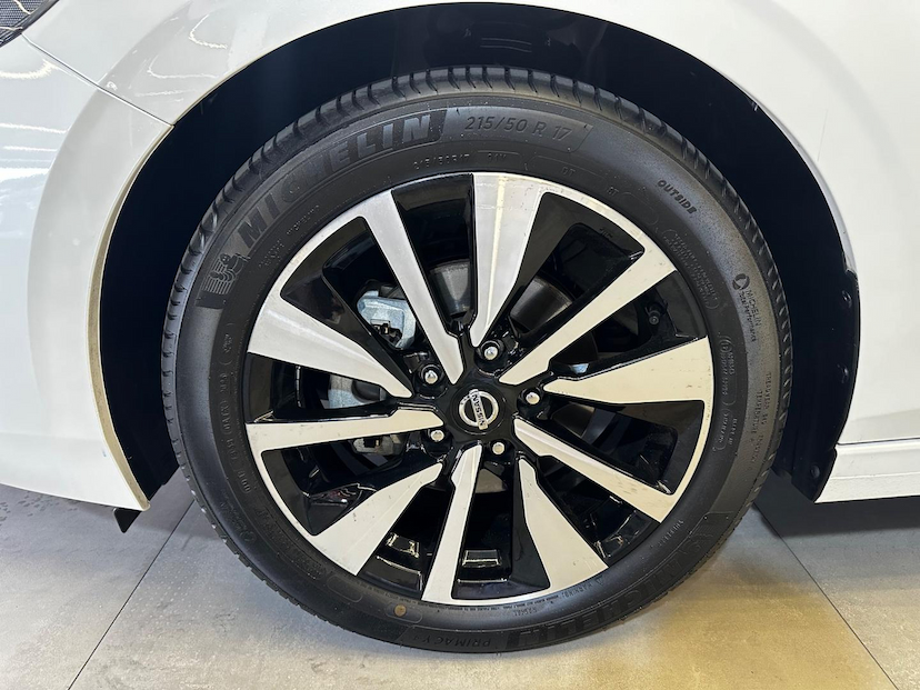 Foto do veículo NISSAN SENTRA  2.0 EXCLUSIVE CVT 2024 3.700 KM 159.900,00