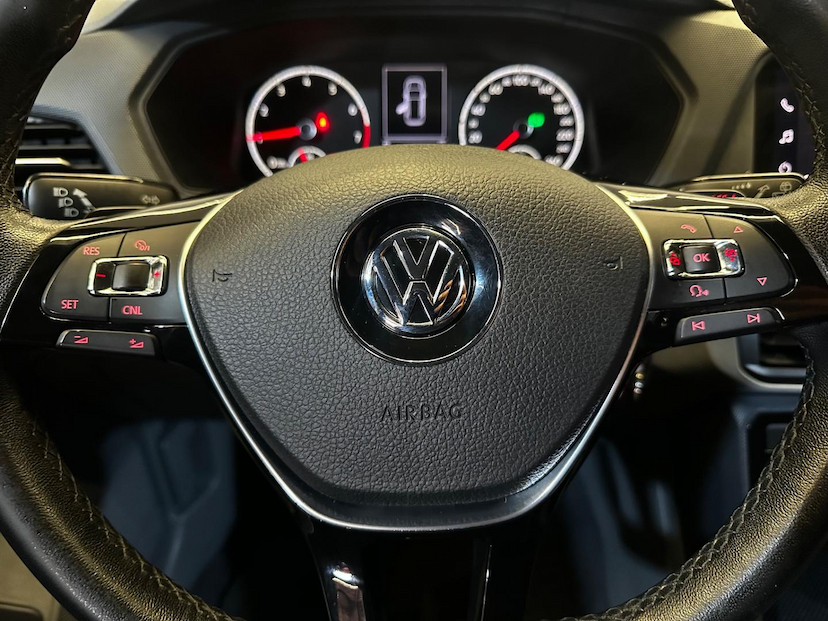 Foto do veículo VOLKSWAGEN T-CROSS T CROSS TSI AD 2021 53.066 KM 99.900,00