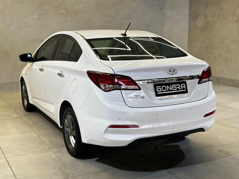 Foto do veículo HYUNDAI HB20S  1.0M COMF 2019 96.238 KM 63.900,00