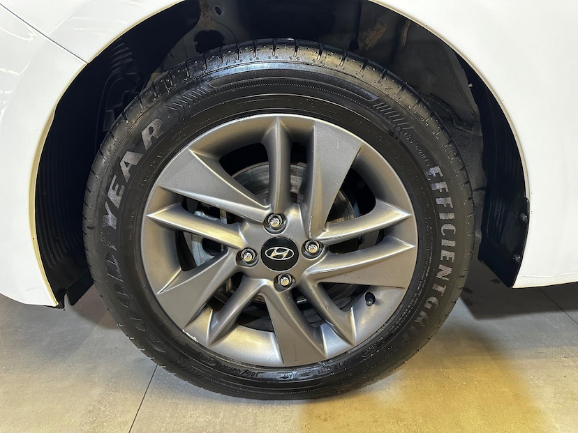 Foto do veículo HYUNDAI HB20S  1.0M COMF 2019 96.238 KM 63.900,00
