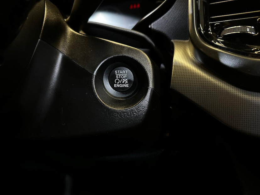 Foto do veículo FIAT TORO  VOLC AT9 4X4 2024 25.424 KM 159.900,00