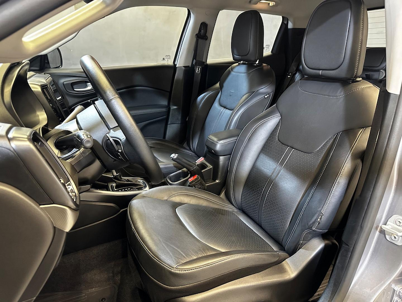 Foto do veículo FIAT TORO  VOLC AT9 4X4 2024 25.424 KM 159.900,00