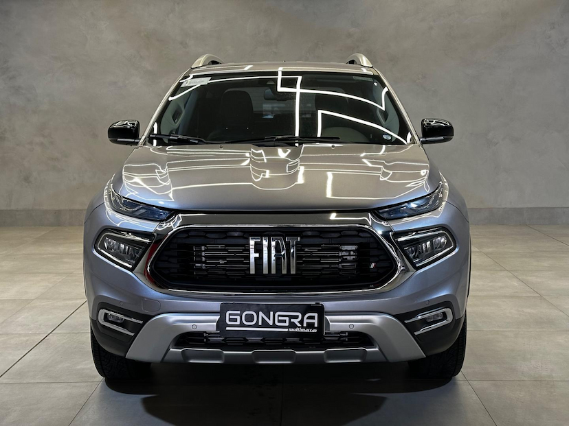Foto do veículo FIAT TORO  VOLC AT9 4X4 2024 25.424 KM 159.900,00